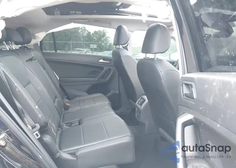 2020 Volkswagen Tiguan 2.0T Se/2.0T Se R-Line Black/2.0T Sel из США, поврежденный, VIN 3VV2B7AX1LM039691